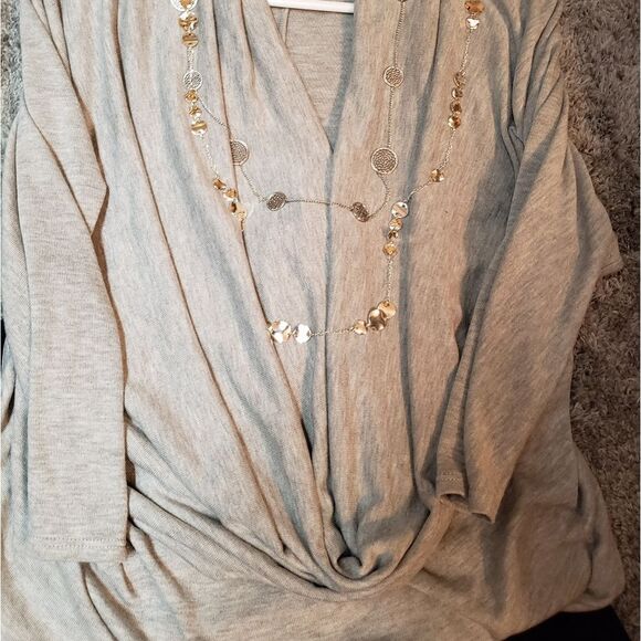 🟢VENUS Top - Picture 2 of 5